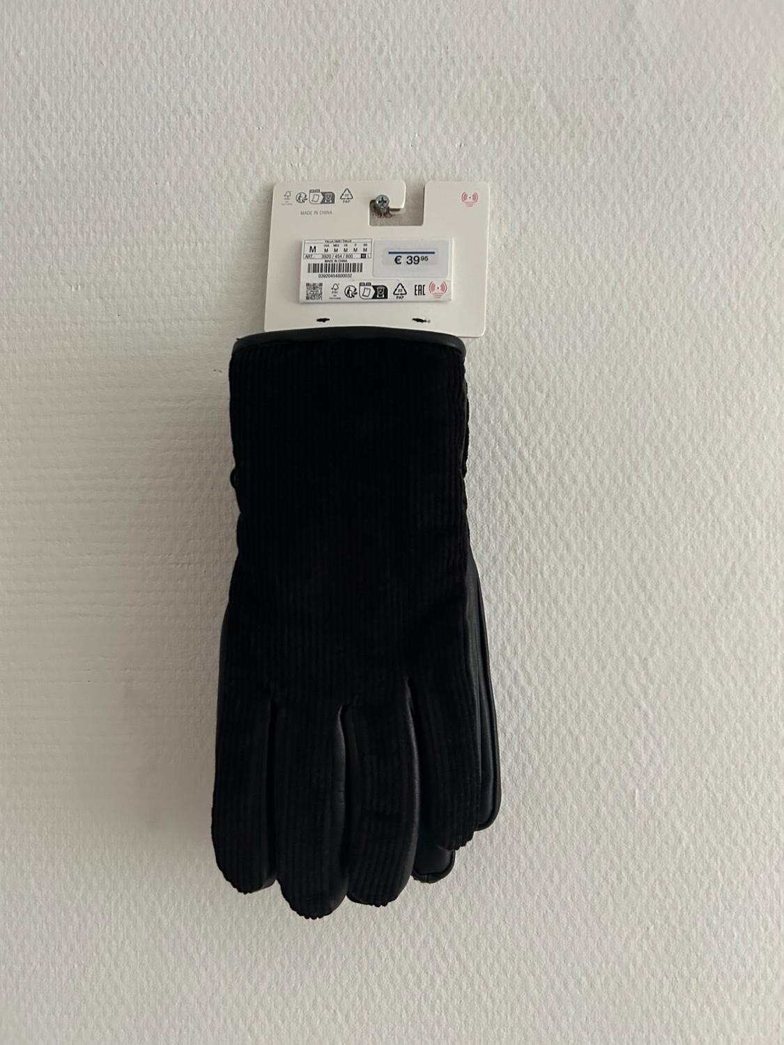 CONTRAST LEATHER AND CORDUROY GLOVES - Image 2