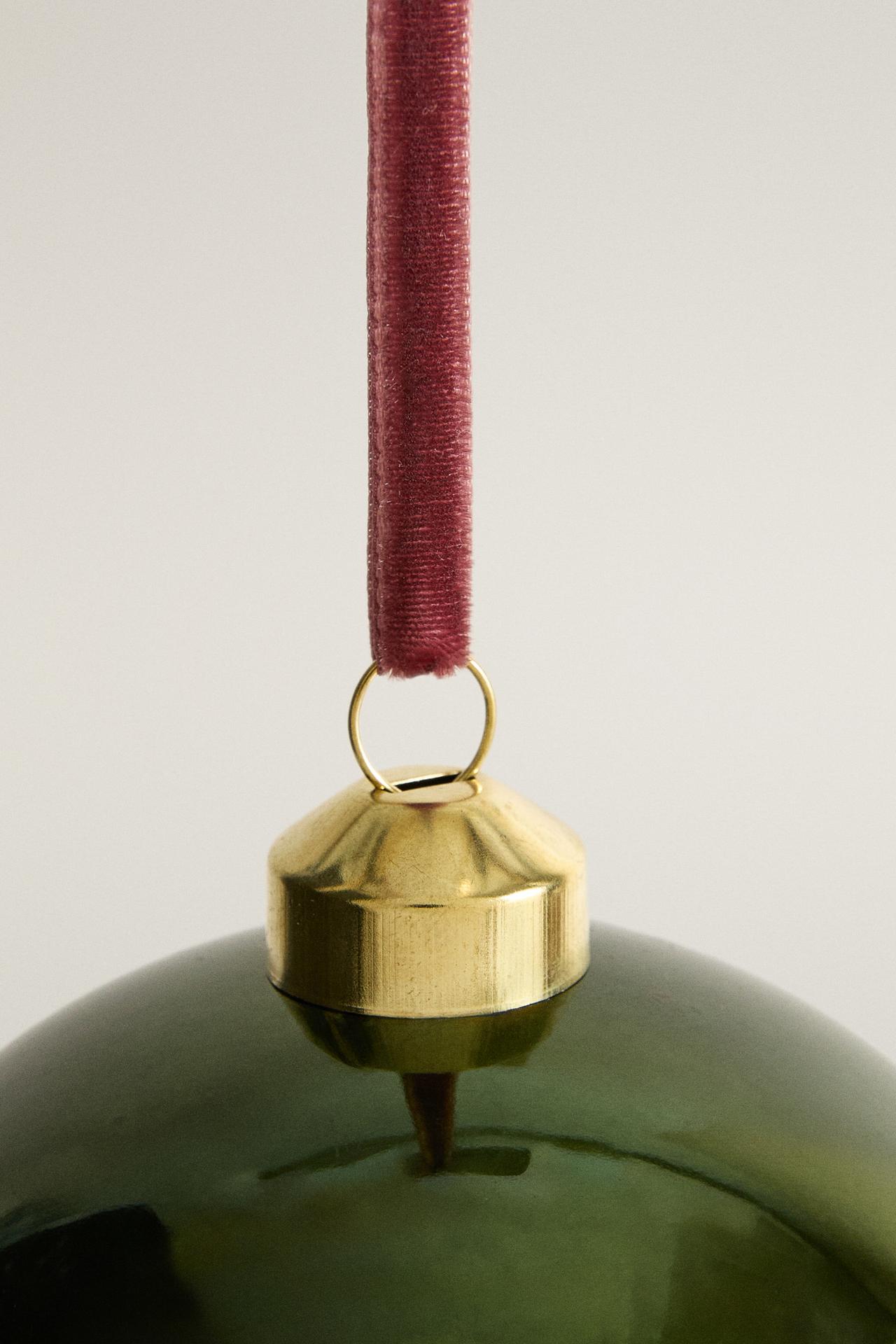 STRIPED CHRISTMAS BALL TREE DECORATION — P