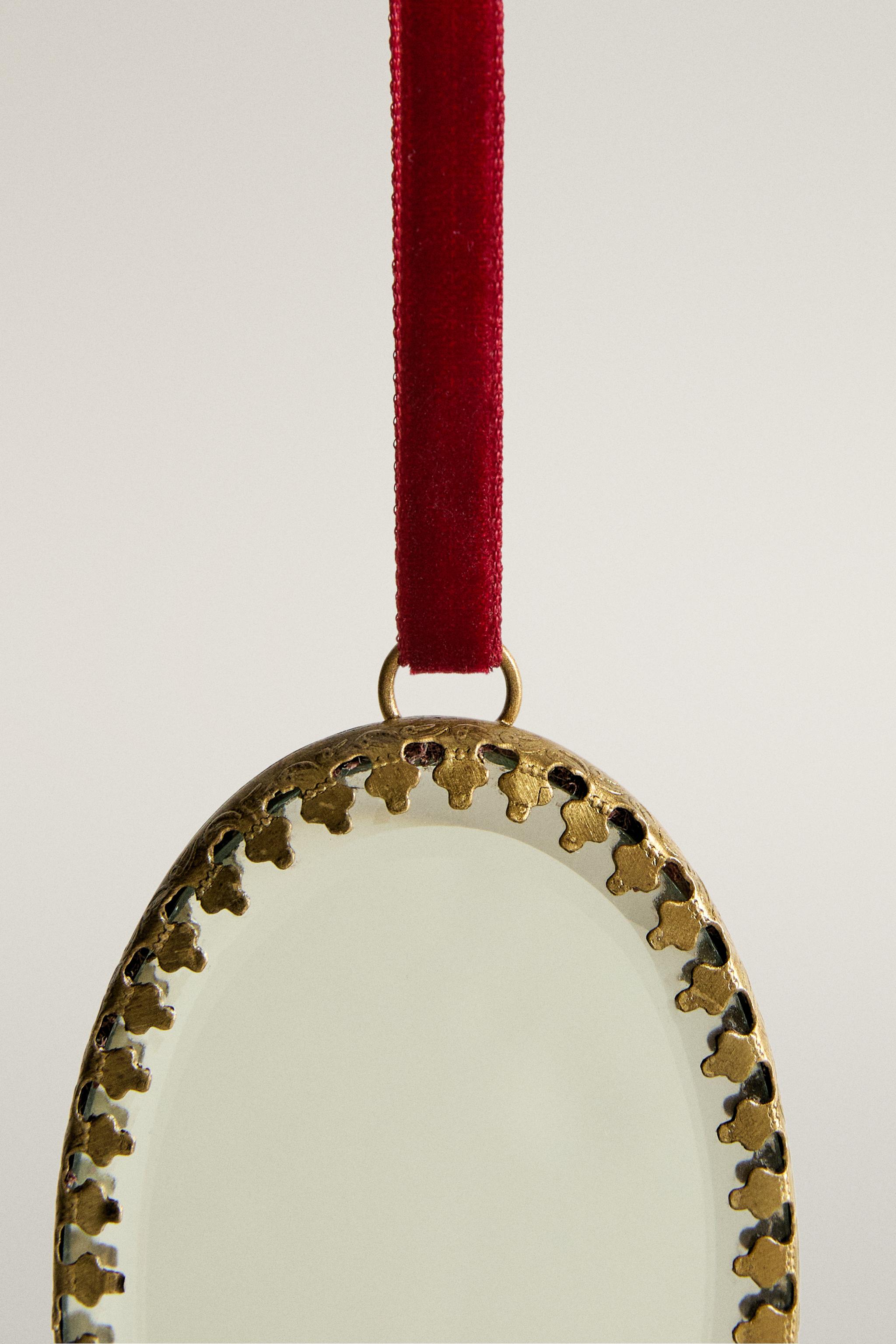 OVAL MIRRORED CHRISTMAS TREE DECORATION