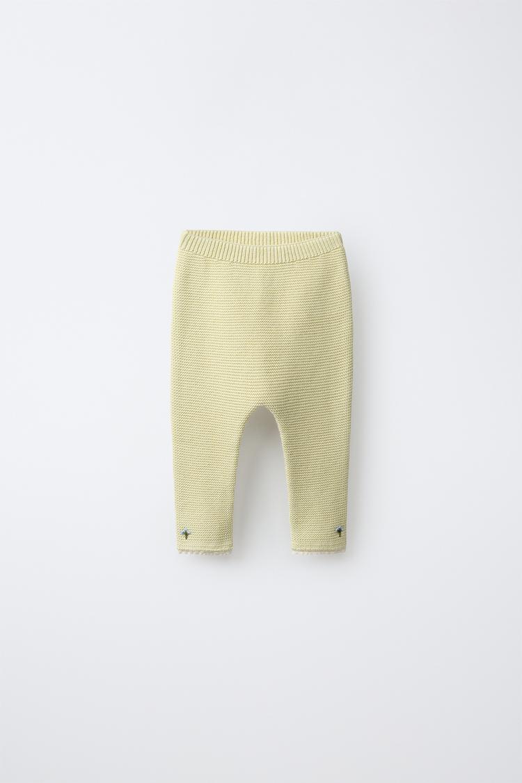 Pantalon punto puntilla flores bordadas