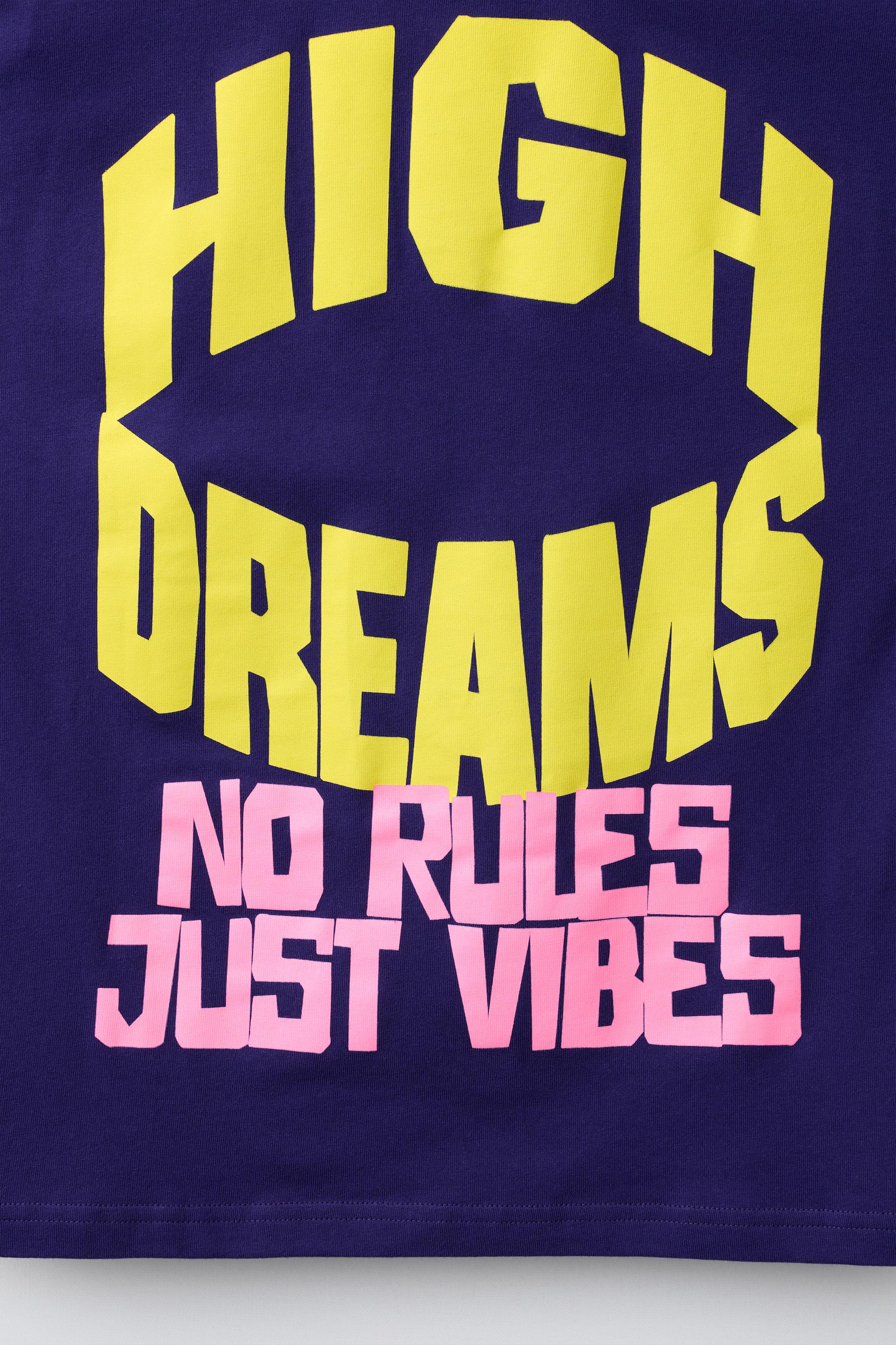 RAISED PRINT T-SHIRT
