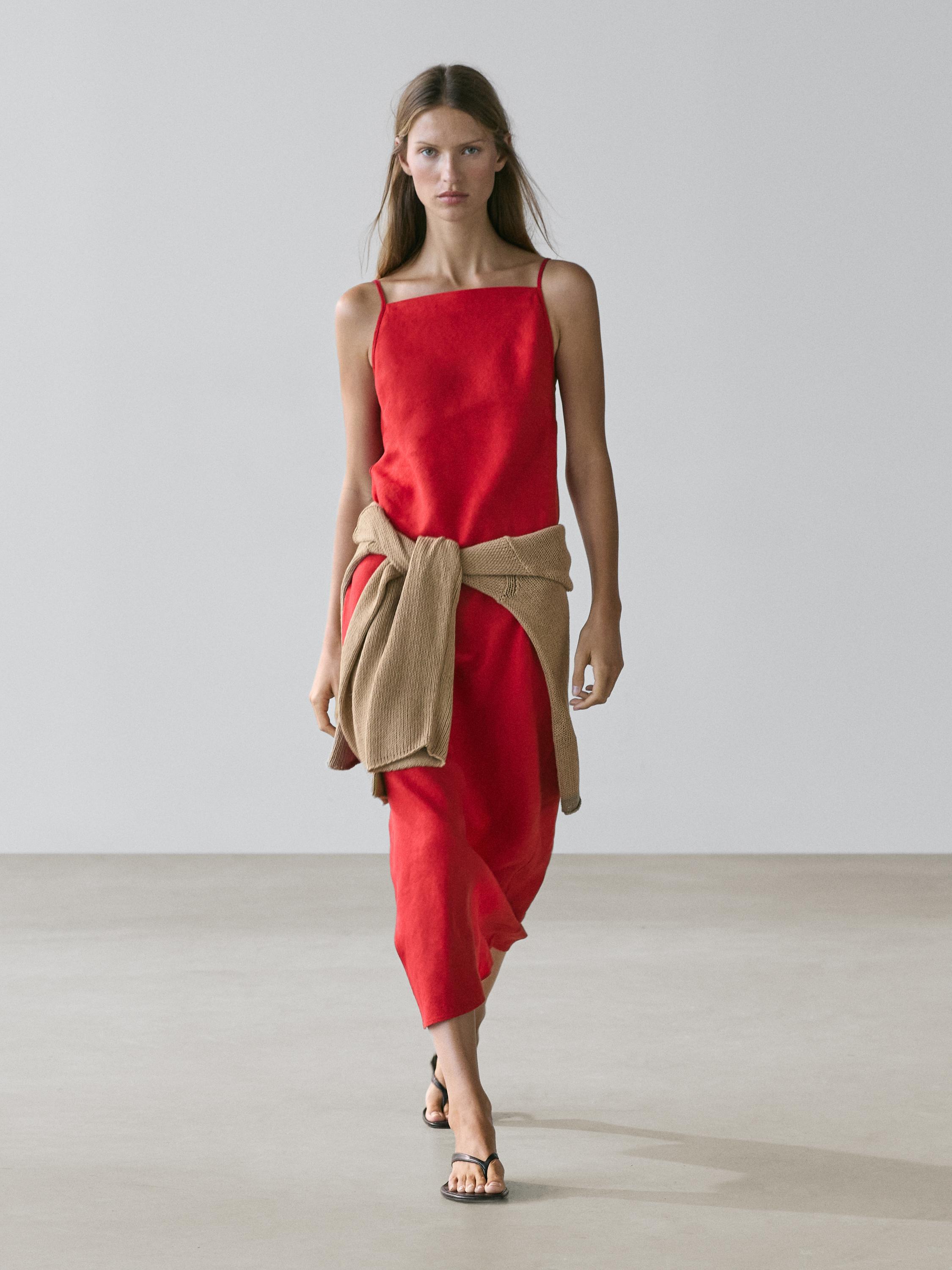 Linen midi dress with straight neckline