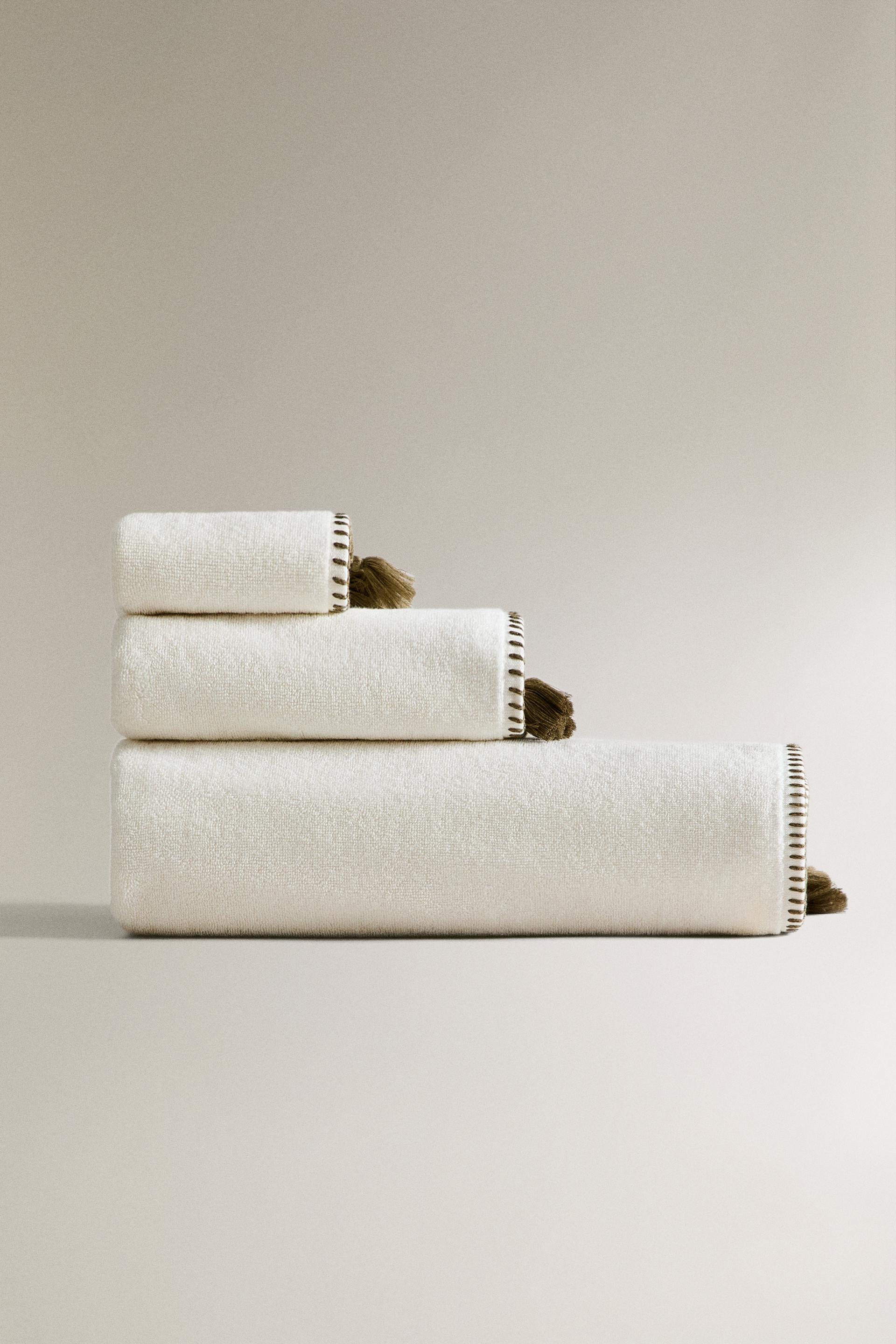 Zara BATH TOWEL WITH TOPSTITCHING AND TASSELS INTERNATIONAL SHIPPING