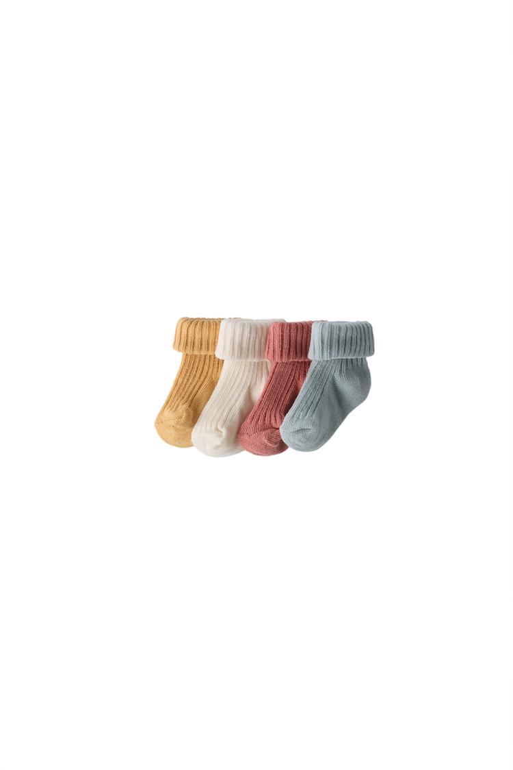 Pack Cuatro Calcetines Colores Cajita