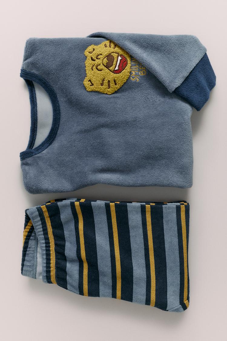 1 1/2-6 Años/ Pijama Velour Rayas Tigre