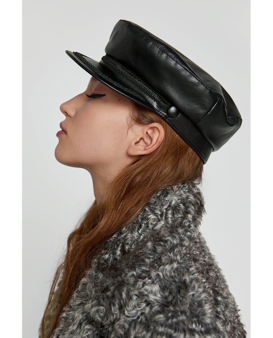 Image 4 of FAUX LEATHER NAUTICAL CAP from Zara