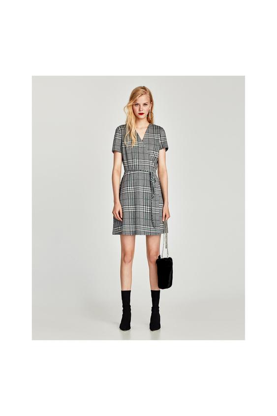 Image 1 de ROBE PORTEFEUILLE À CARREAUX de Zara