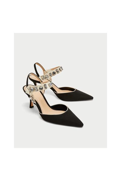 Imagem 3 de SAPATO ALTO MULES PORMENOR BEADING da Zara