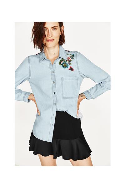 Image 4 of EMBROIDERED DENIM SHIRT from Zara