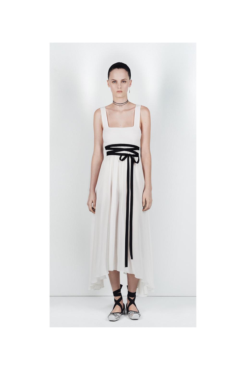 Zdjęcie 1 SUKIENKA Z KWADRATOWYM DEKOLTEM Z KOLEKCJI STUDIO z Zara