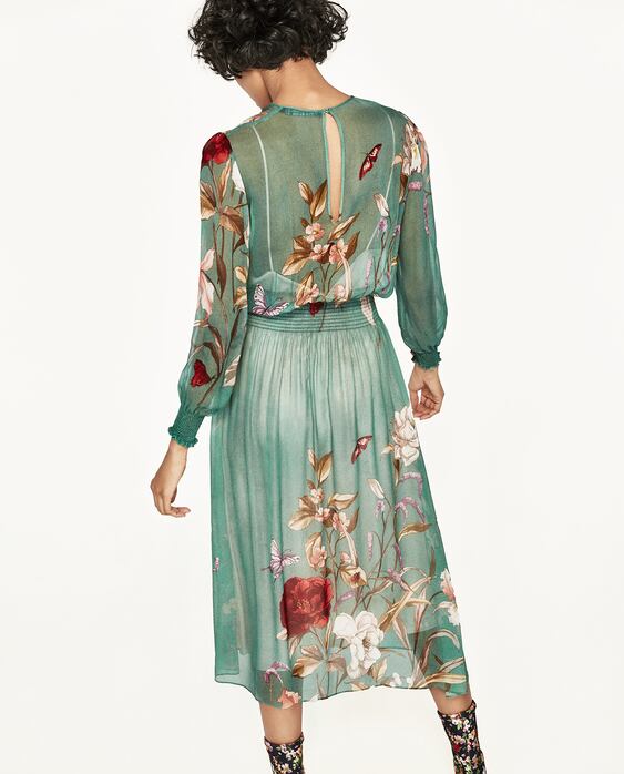 Image 4 of FLORAL PRINT FLOWING DRESS from Zara