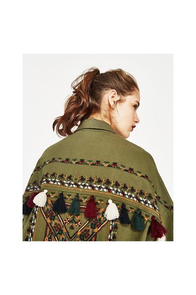 Imagem 2 de CAMISA BORDADO E POMPONS da Zara