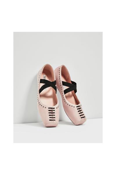 Image 3 of ELASTIC LEATHER BALLERINAS from Zara