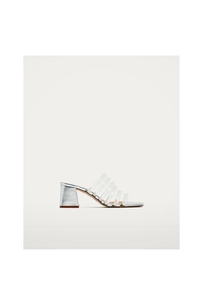 Imagem 2 de MULE PRATEADO TIRAS VINIL da Zara