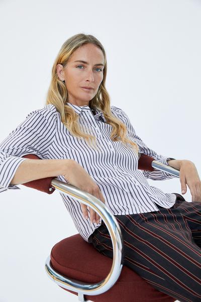 женские рубашки и блузы онлайн распродажа Zara российская федерация