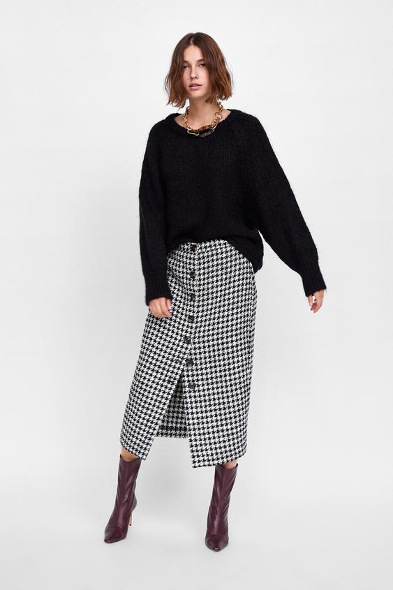 Immagine 1 di GONNA A TUBO A QUADRI di Zara