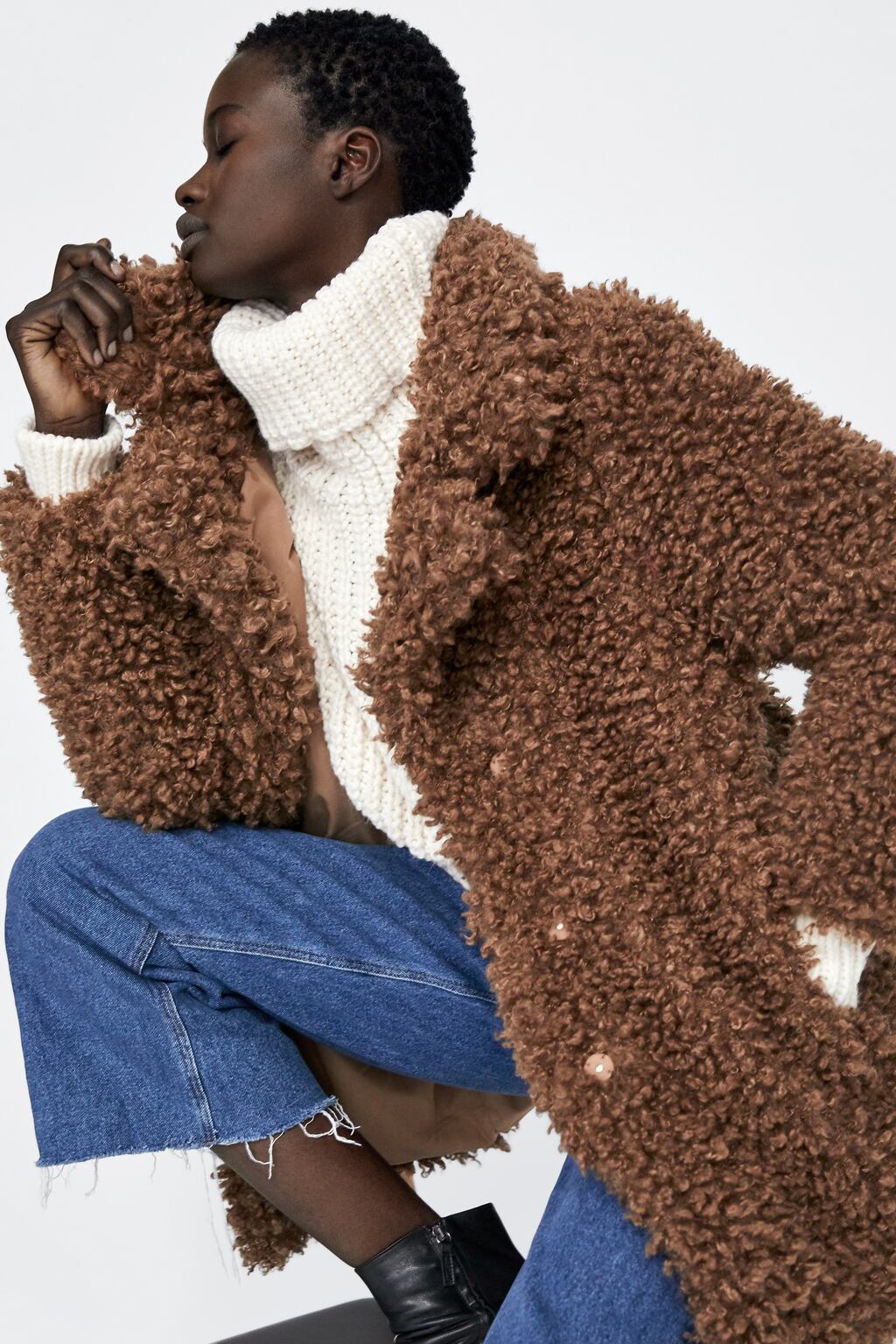 Image 5 of SOFT FAUX FUR COAT from Zara