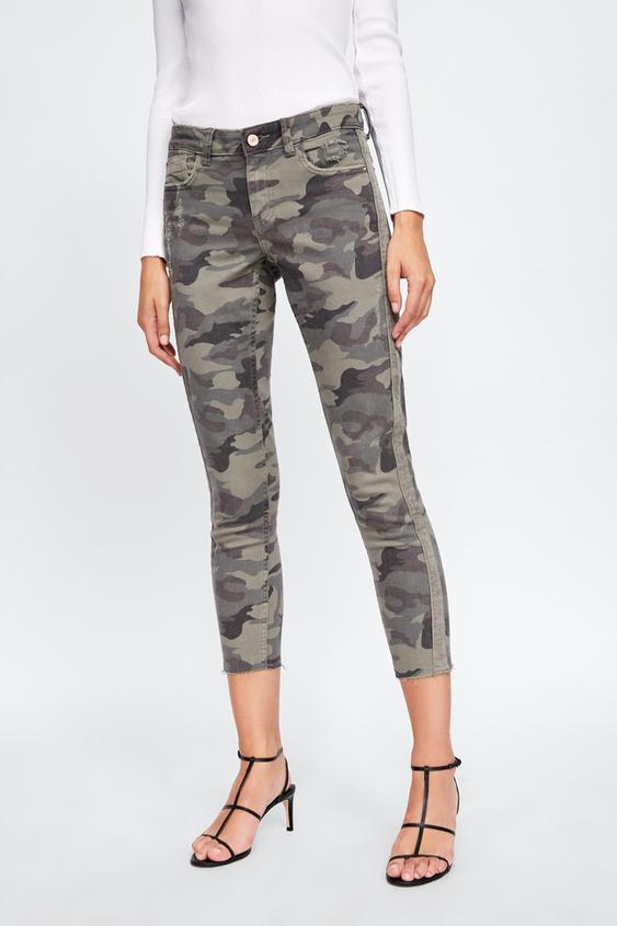 Image 2 of Z1975 CAMOUFLAGE JEANS from Zara