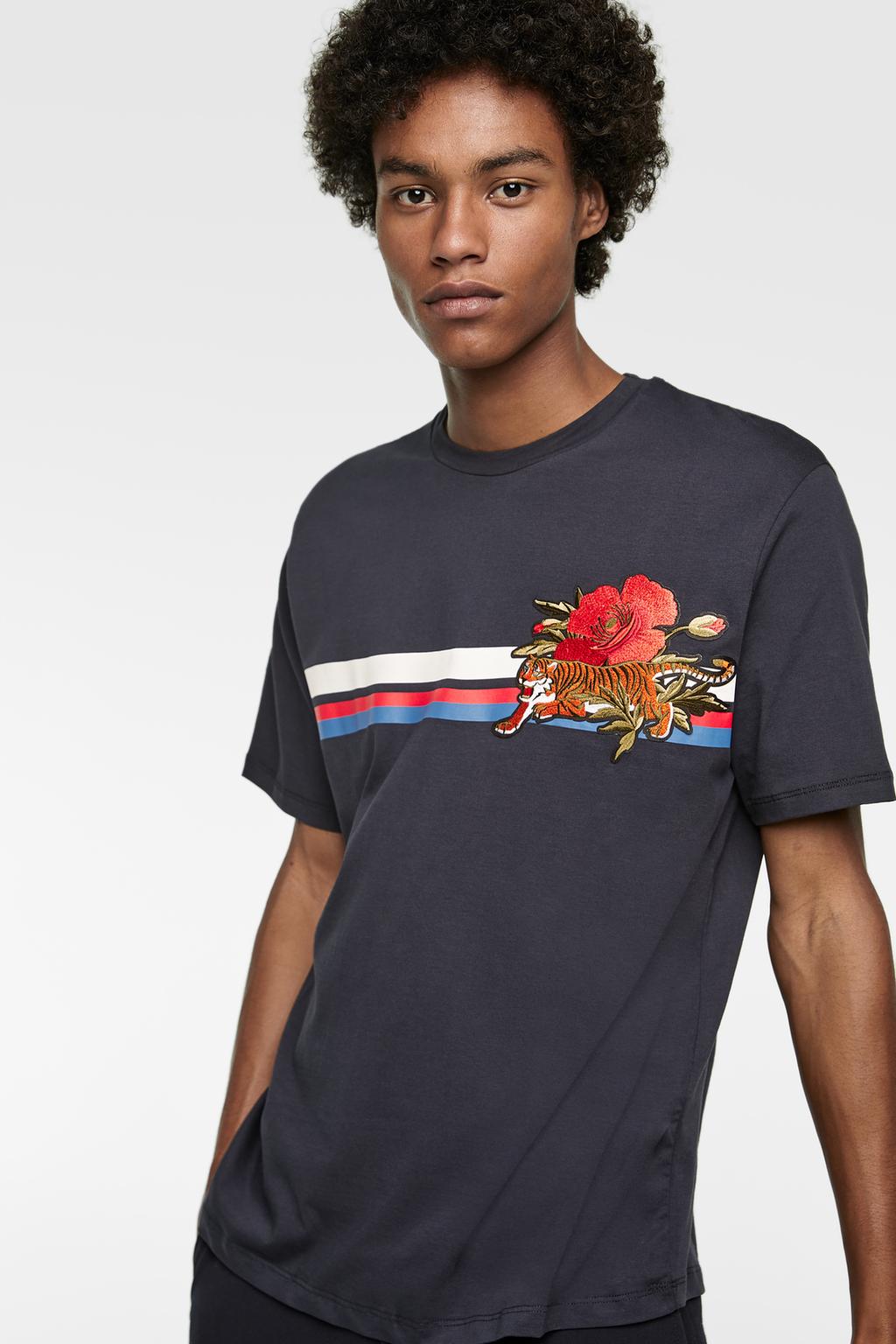 Imagen 2 de CAMISETA BORDADO de Zara