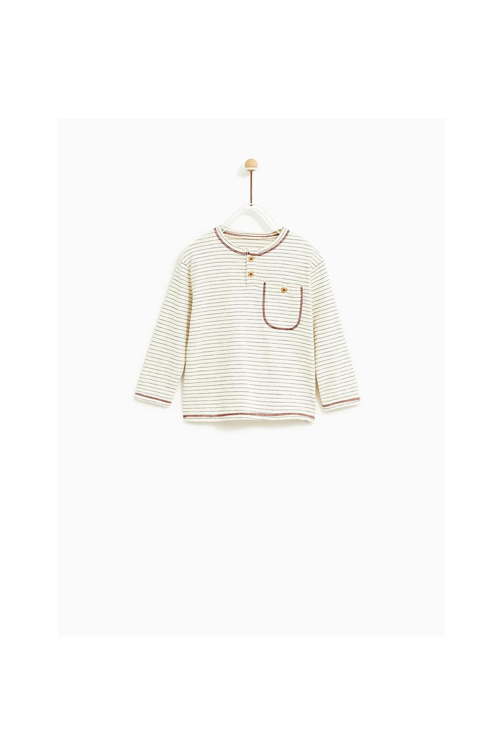 Image 1 of STRIPED T-SHIRT from Zara