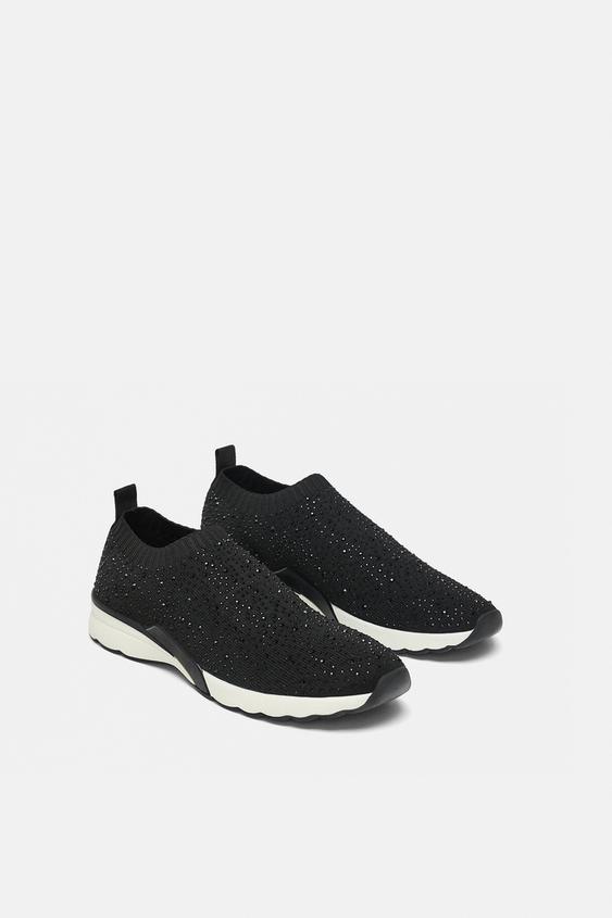 Zara ザラ はメンズレディースともに 今口コミでシューズが話題 気になるサイズ感は Unisize ユニサイズ Zara ザラ はメンズレディースともに 今口コミでシューズが話題 気になるサイズ感は Unisize ユニサイズ