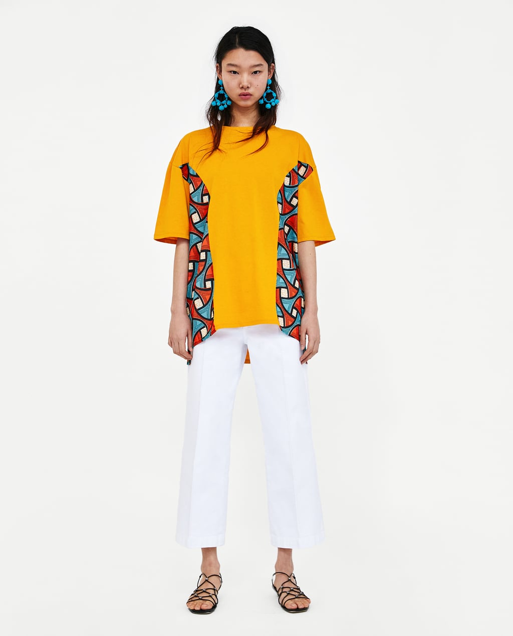 Image 1 of T-SHIRT WITH CONTRASTING PRINT from Zara
