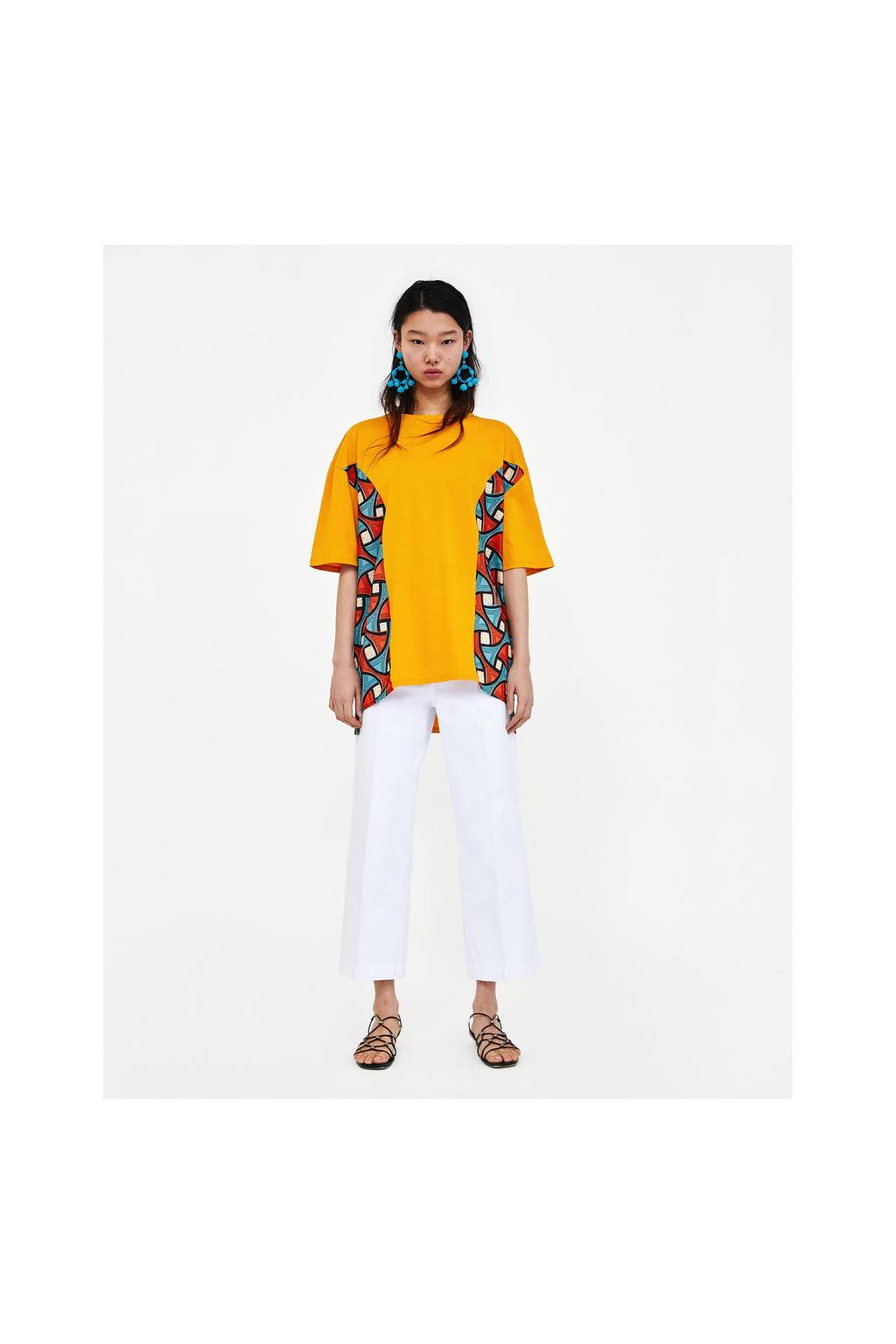 Image 1 of T-SHIRT WITH CONTRASTING PRINT from Zara