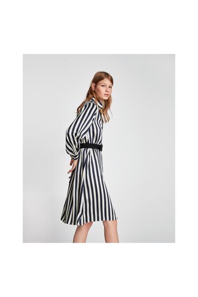 Imagen 2 de VESTIDO RAYAS SATINADO de Zara