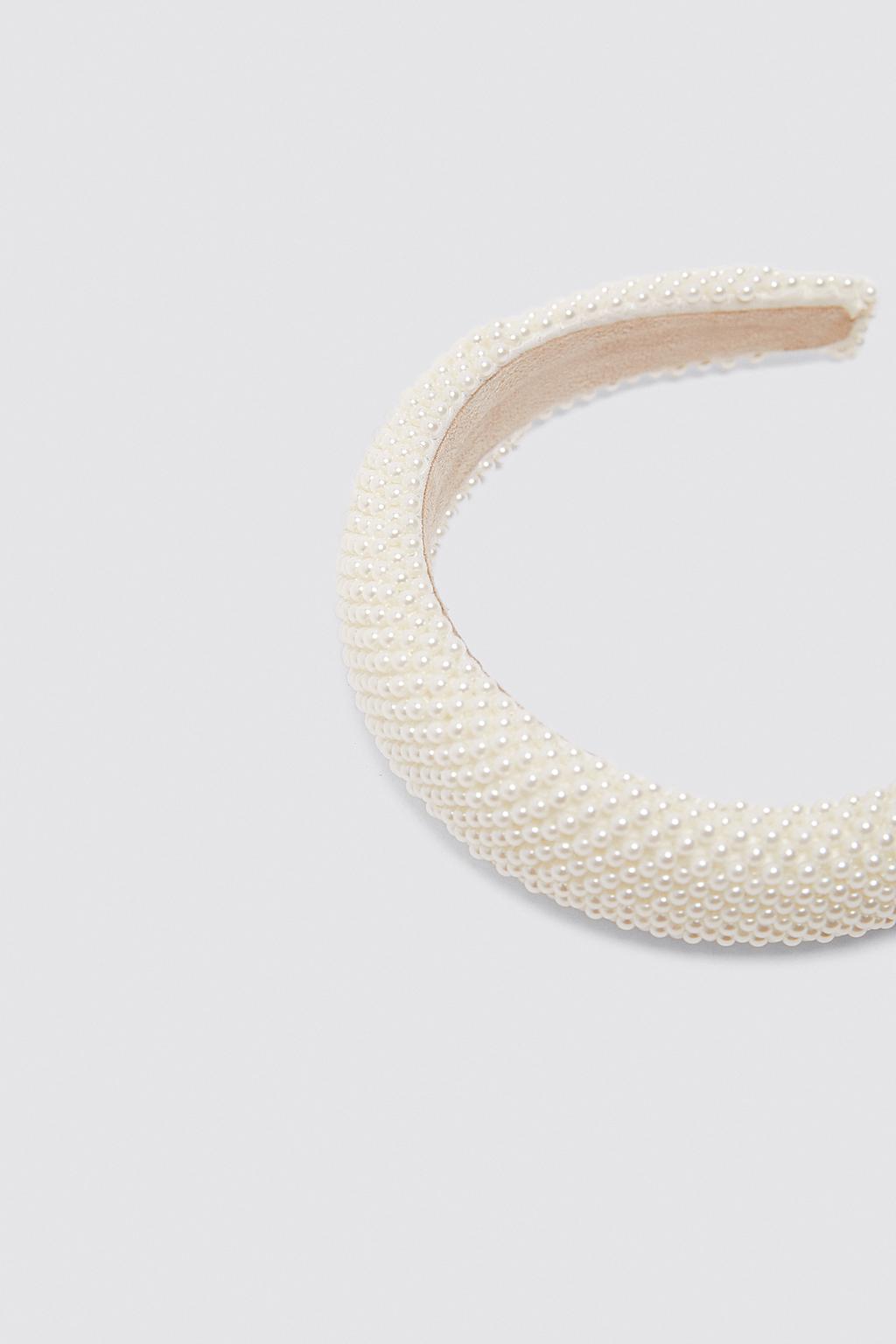 Imagen 3 de DIADEMA ACOLCHADA PERLAS de Zara