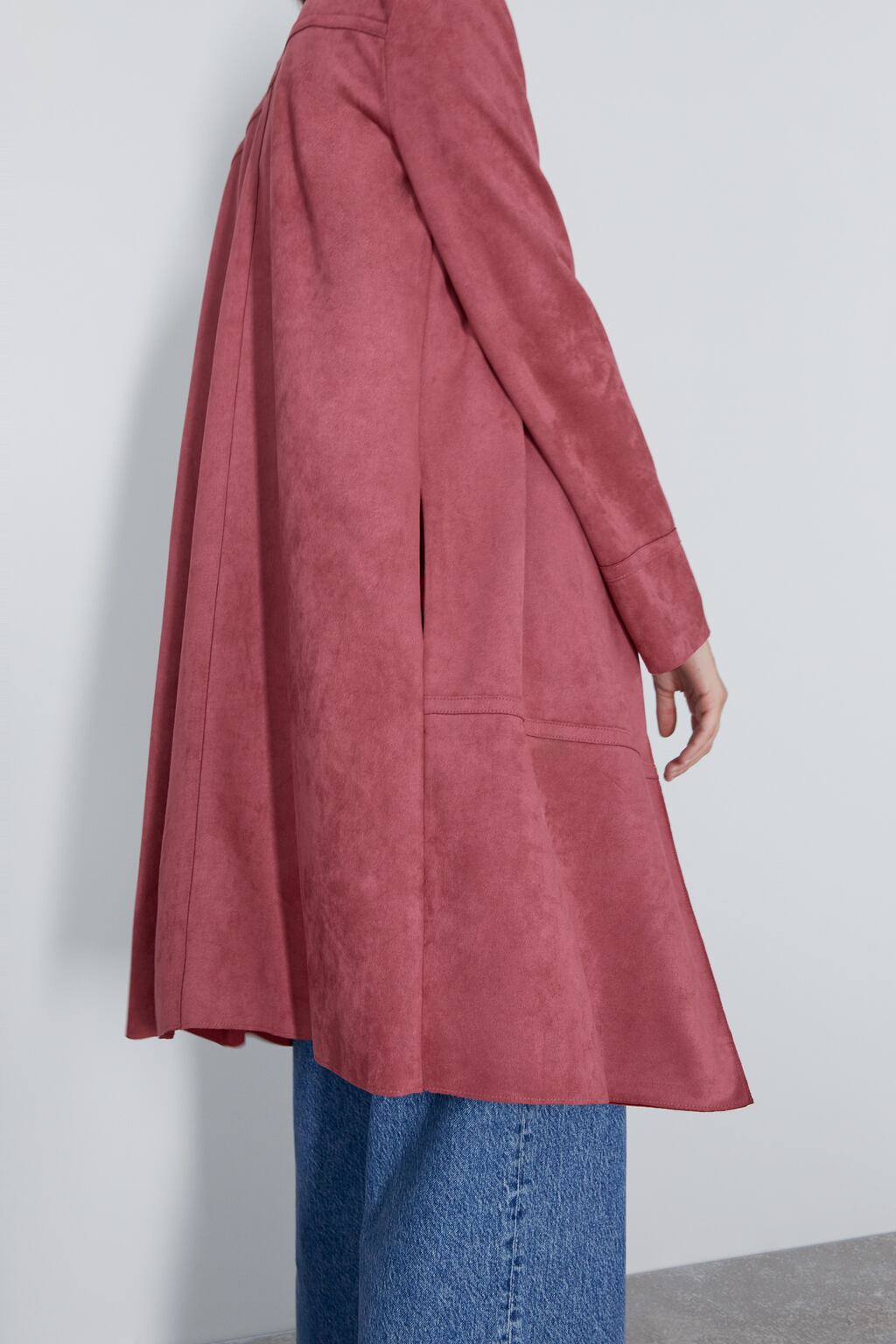 Image 4 of FAUX SUEDE COAT from Zara