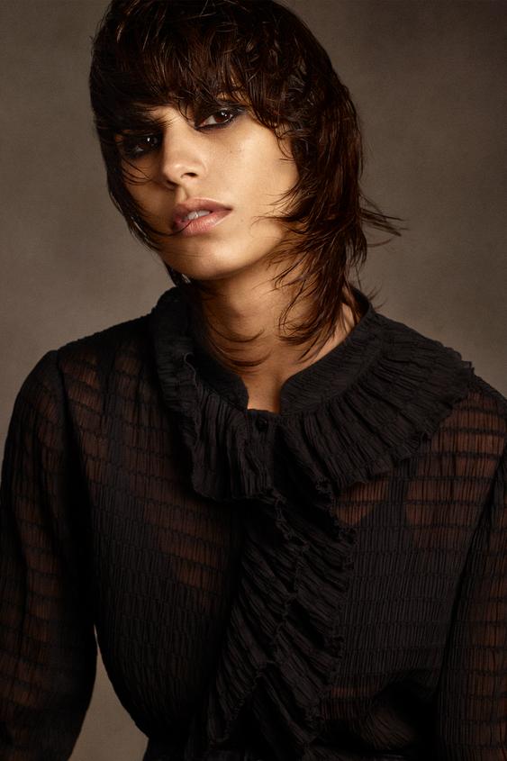 Image 2 of RUFFLED TEXTURED WEAVE BLOUSE from Zara