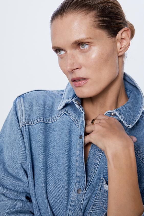 Image 3 of DENIM OVERSHIRT WITH POCKET from Zara