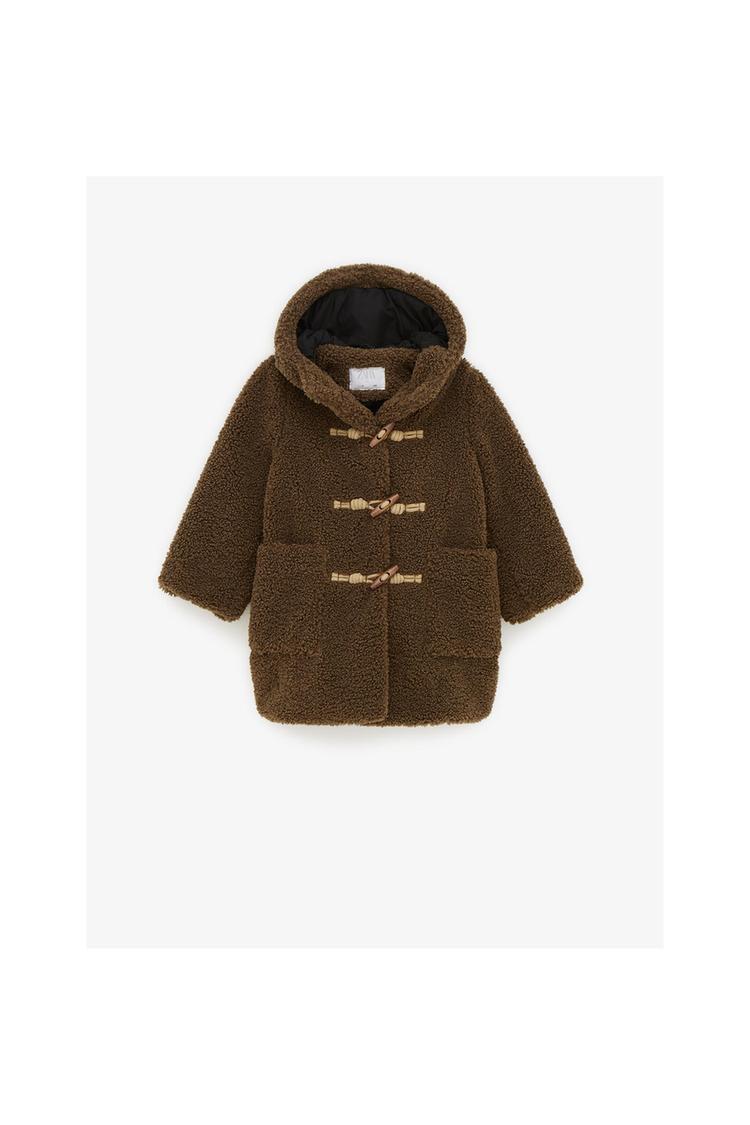 Palto Apo Syn8etiko Malli Probatoy Kai Koympwma Typoy Montgkomeri