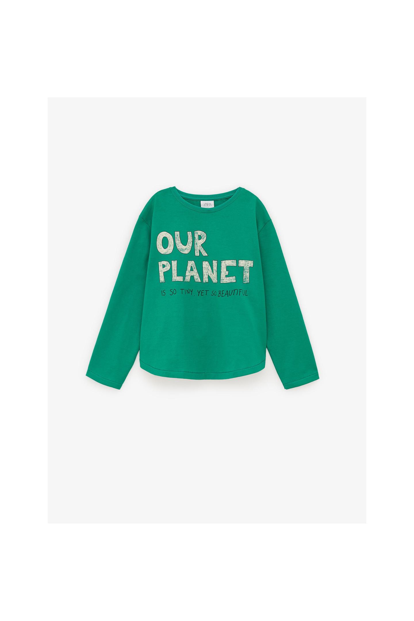 T-SHIRT WITH TEXT