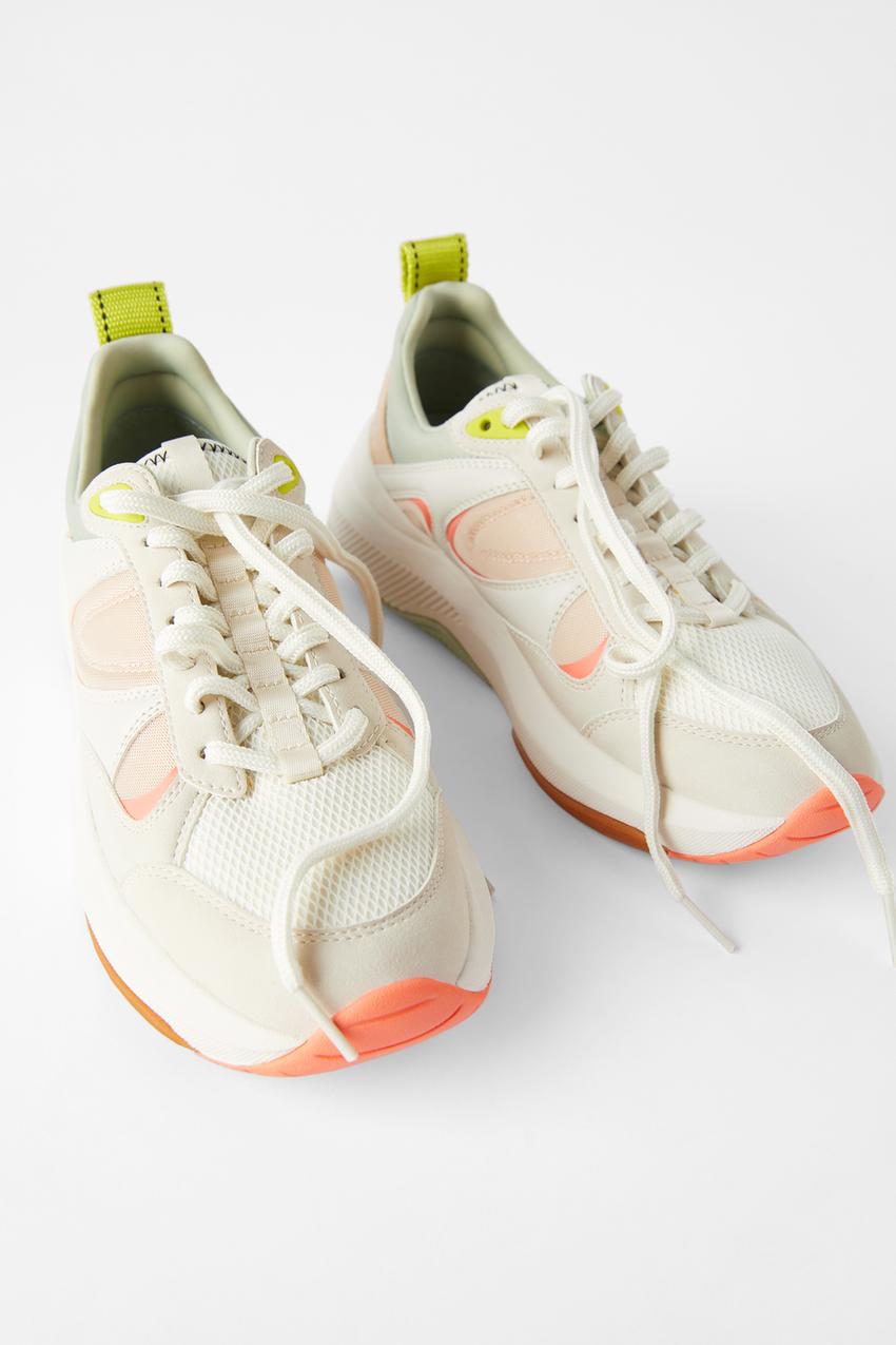 Zapatos de Zara al 50% de descuento para lucir este verano 5 Merca2.es Imagen 1 de DEPORTIVAS PIEZAS COMBINADAS de Zara