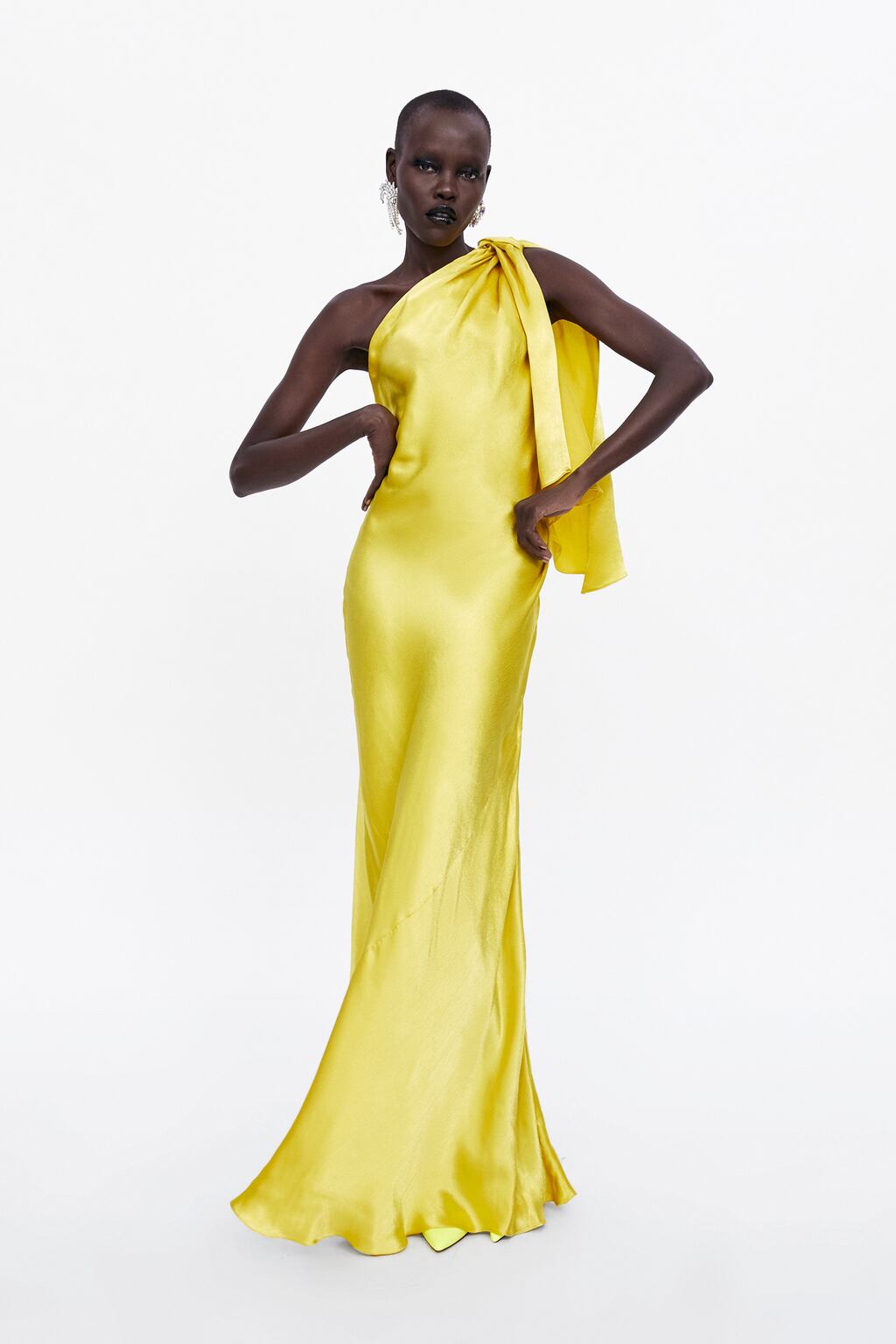 Image 1 of LIMITED EDITION ONE-SHOULDER DRESS from Zara