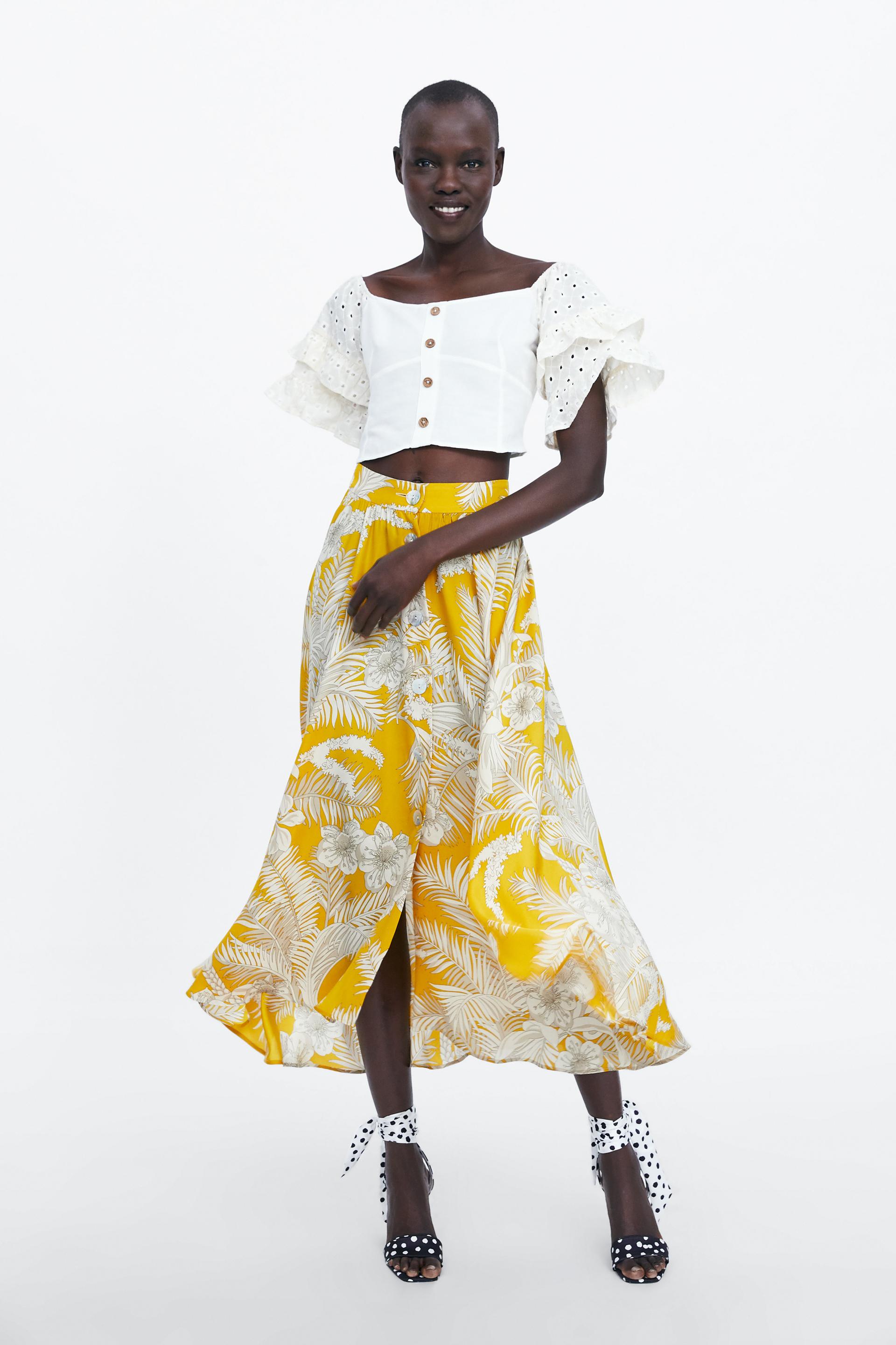 Image 1 of FLORAL PRINTED SKIRT by Zara