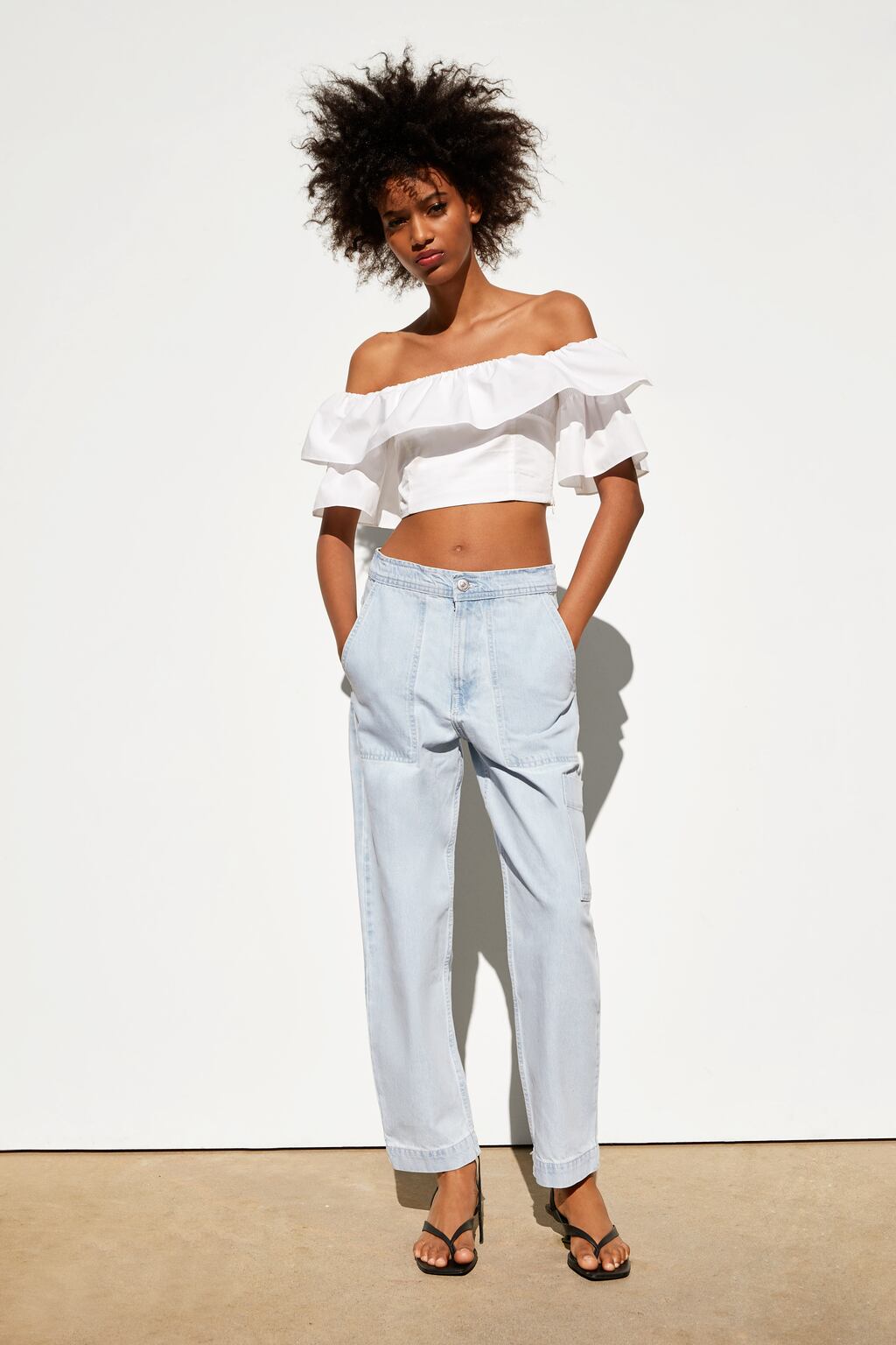 Image 1 of DENIM PANTS WITH POCKETS from Zara