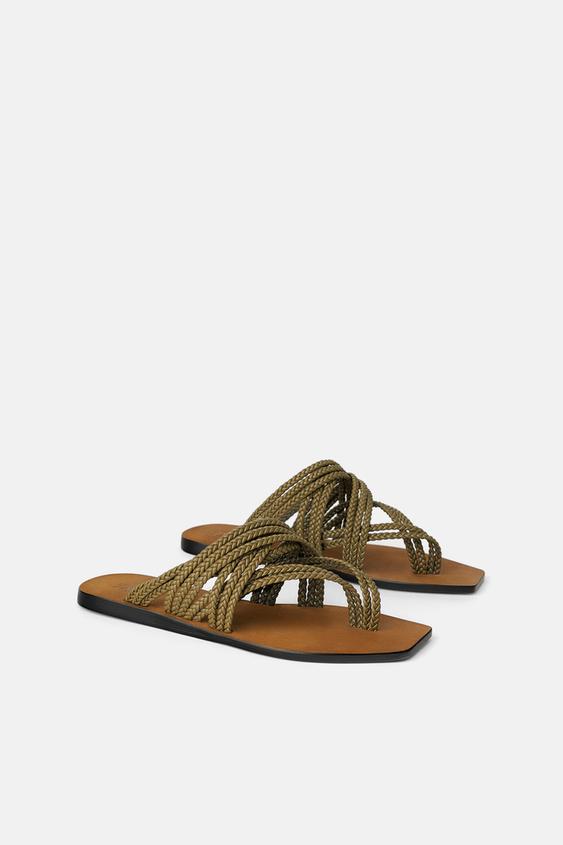 Pin By Anne Marie Mueschke On Accessories Extra Flat Sandals Sandals Braided Strap