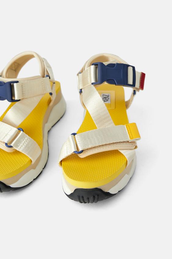 Image 5 of FLAT MULTICOLOURED SPORTS SANDALS from Zara