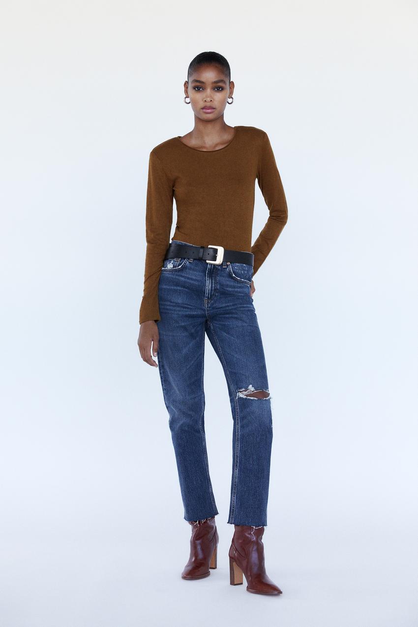 Special Price de Zara: ofertas de hasta el 50% en estas prendas 1 Moncloa Imagen 1 de CAMISETA HOMBRERAS de Zara