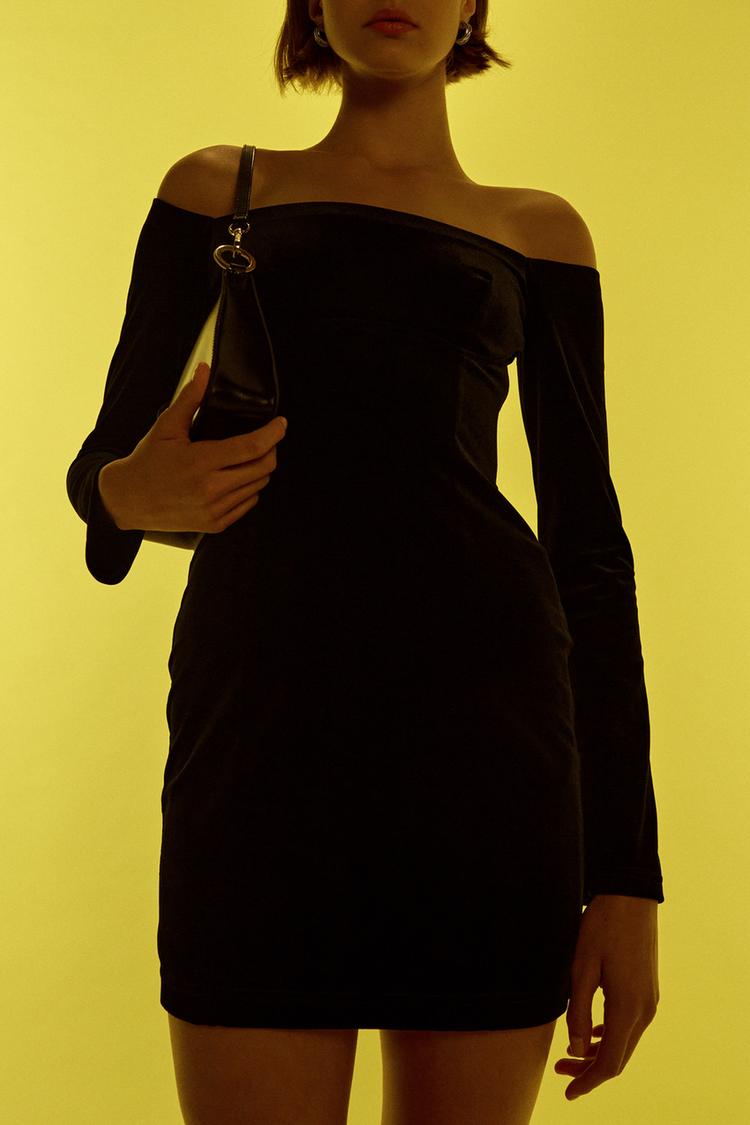 ミニ丈ベルベットワンピース Zara Japan 日本