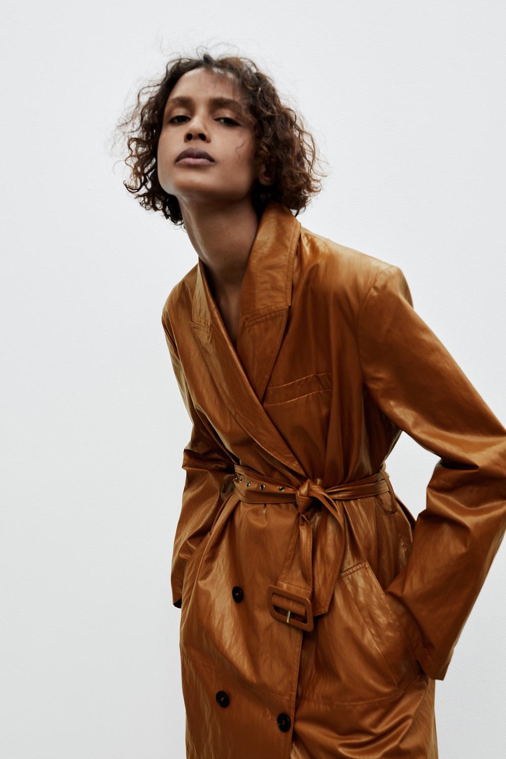 Imagen 2 de ABRIGO EFECTO PIEL LIMITED EDITION de Zara