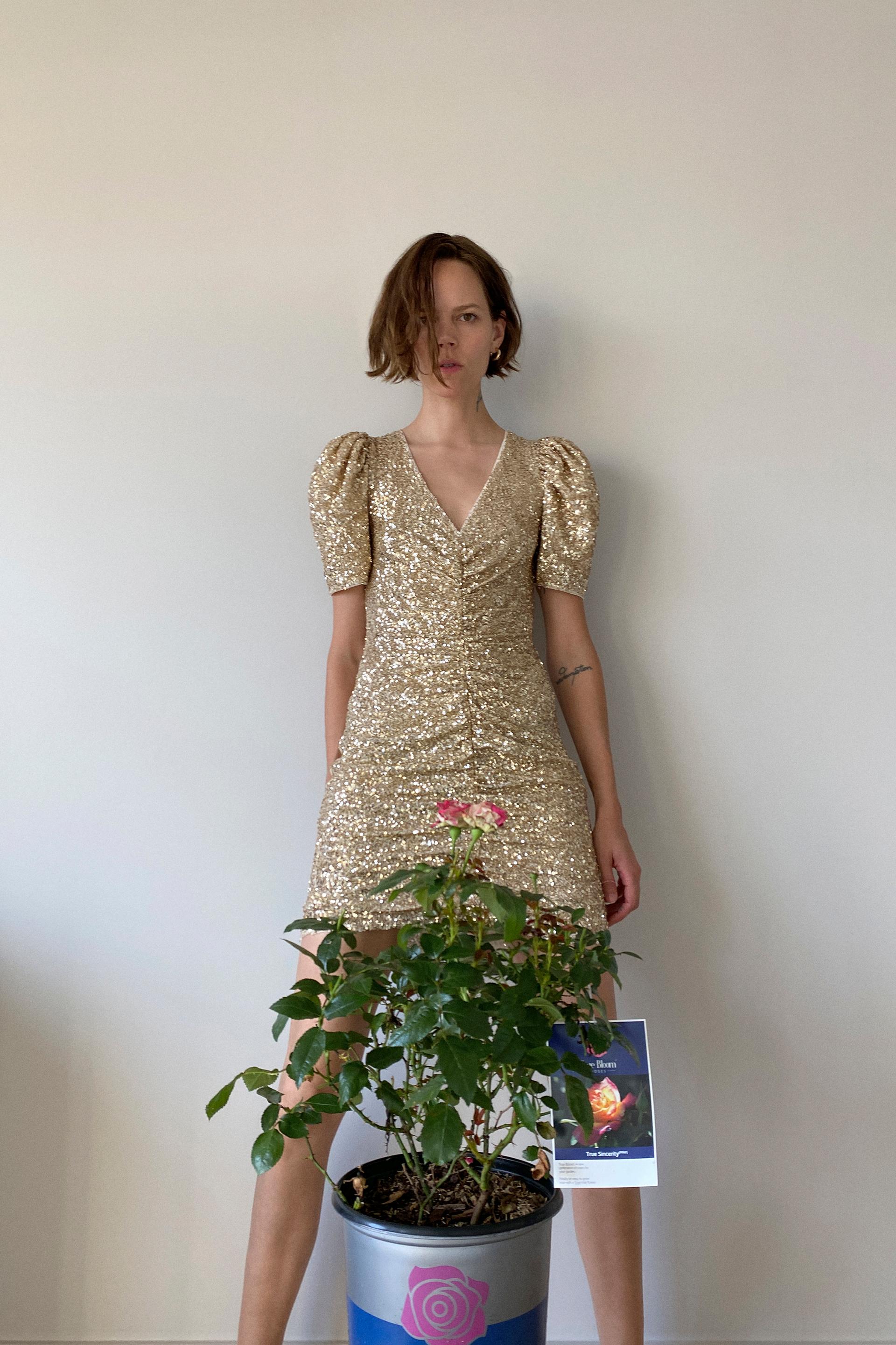 Limited Edition ドレープディテール付きスパンコールワンピース Zara Japan 日本