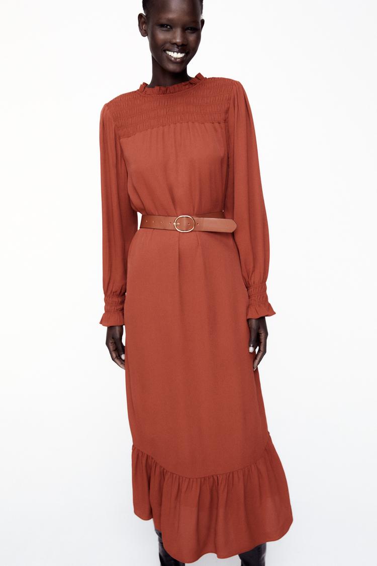 Langes Kleid Mit Gurtel Zara Deutschland Germany