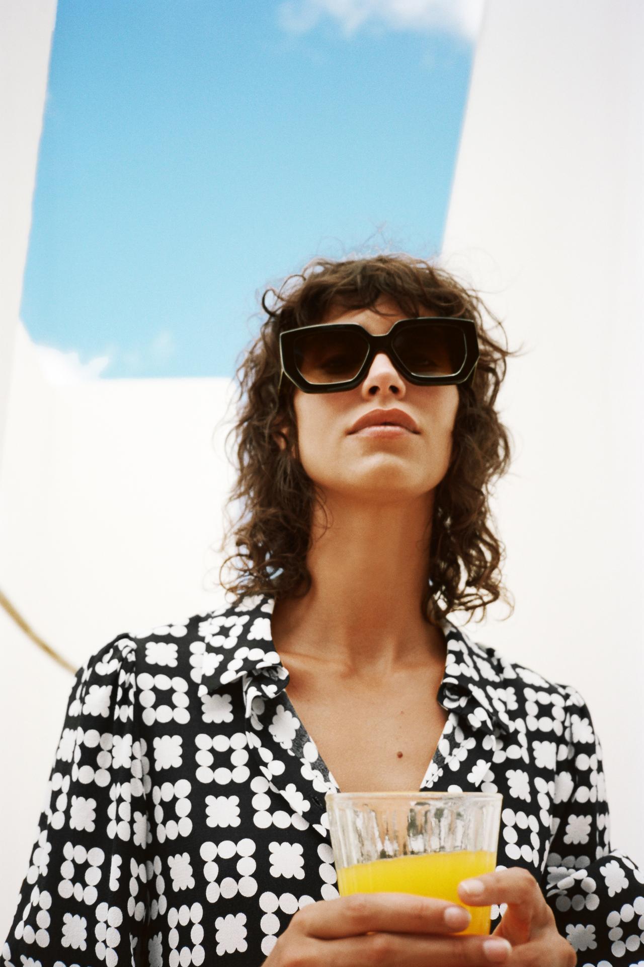 Image 2 of PRINTED DRESS from Zara