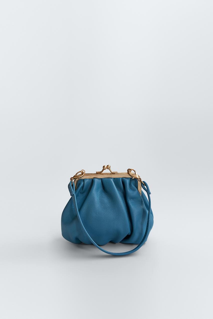 Zara: los accesorios más ‘cool’ que han provocado colas en sus tiendas 3 Moncloa 4736244400 1 1 1 Moncloa