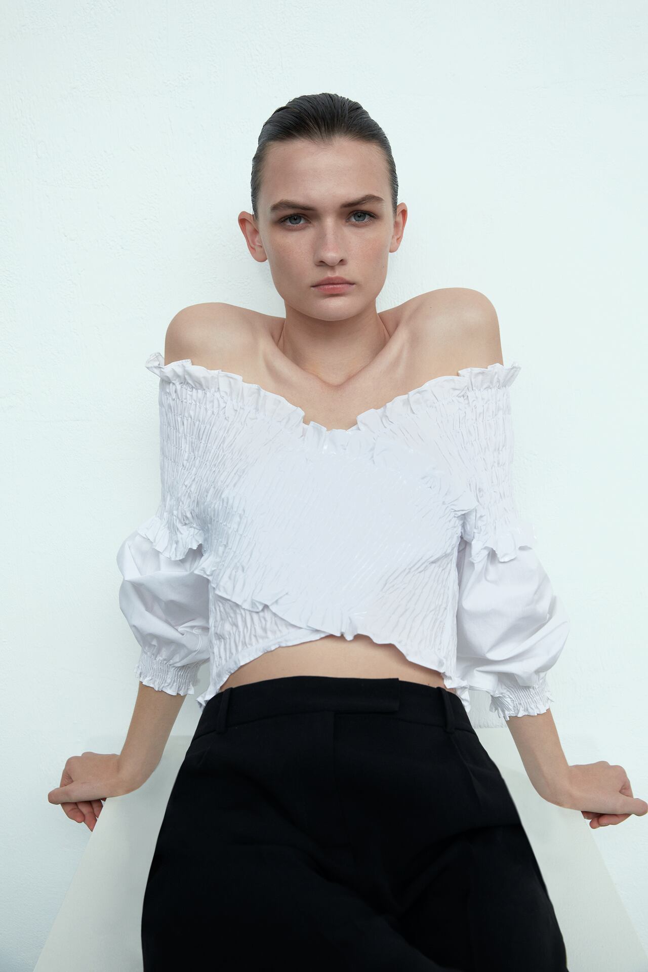 Image 2 of CROP TOP WITH SMOCKED DETAIL from Zara