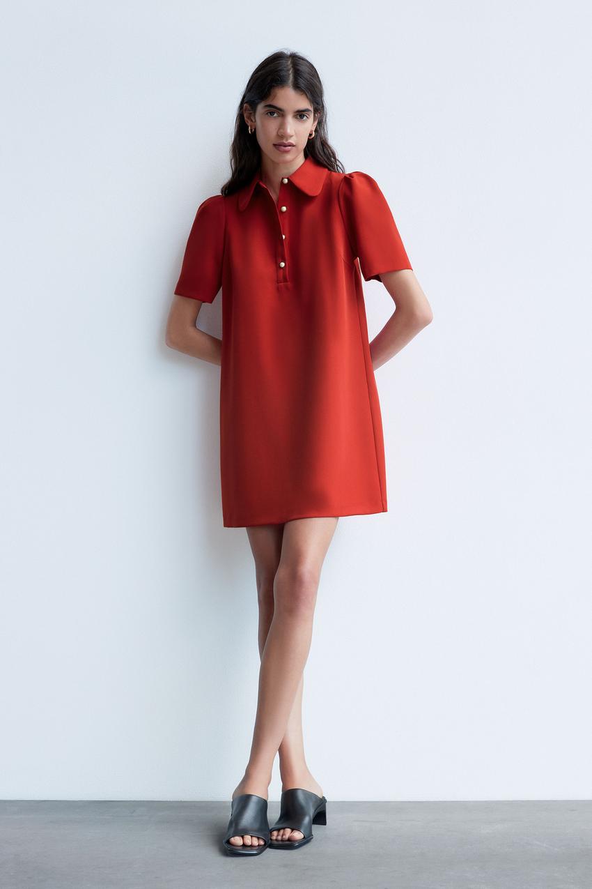 Los vestidos para el otoño que Zara ha puesto en oferta 7 Moncloa Imagen 1 de VESTIDO MINI BOTONES PERLA de Zara