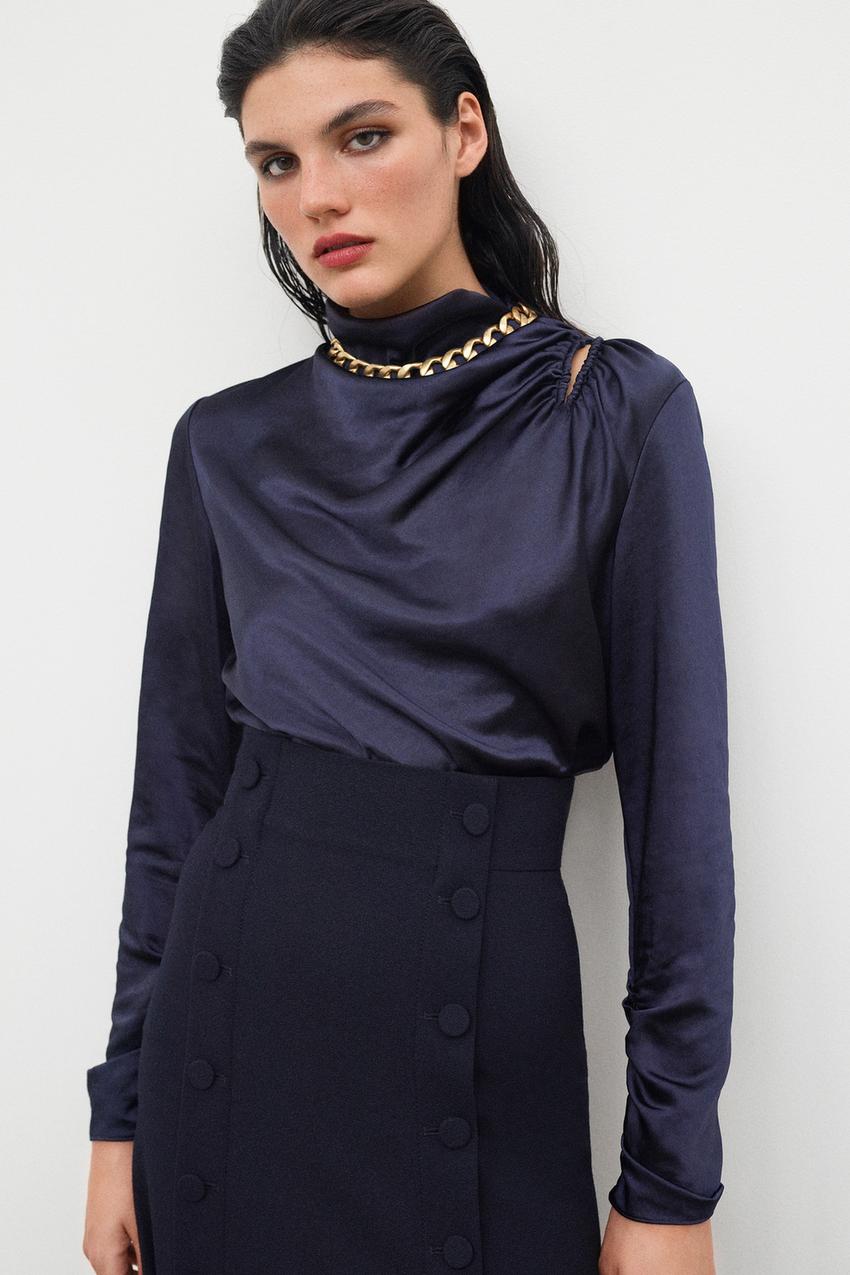 Image 1 of LIMITED EDITION SKIRT WITH BUTTONS from Zara